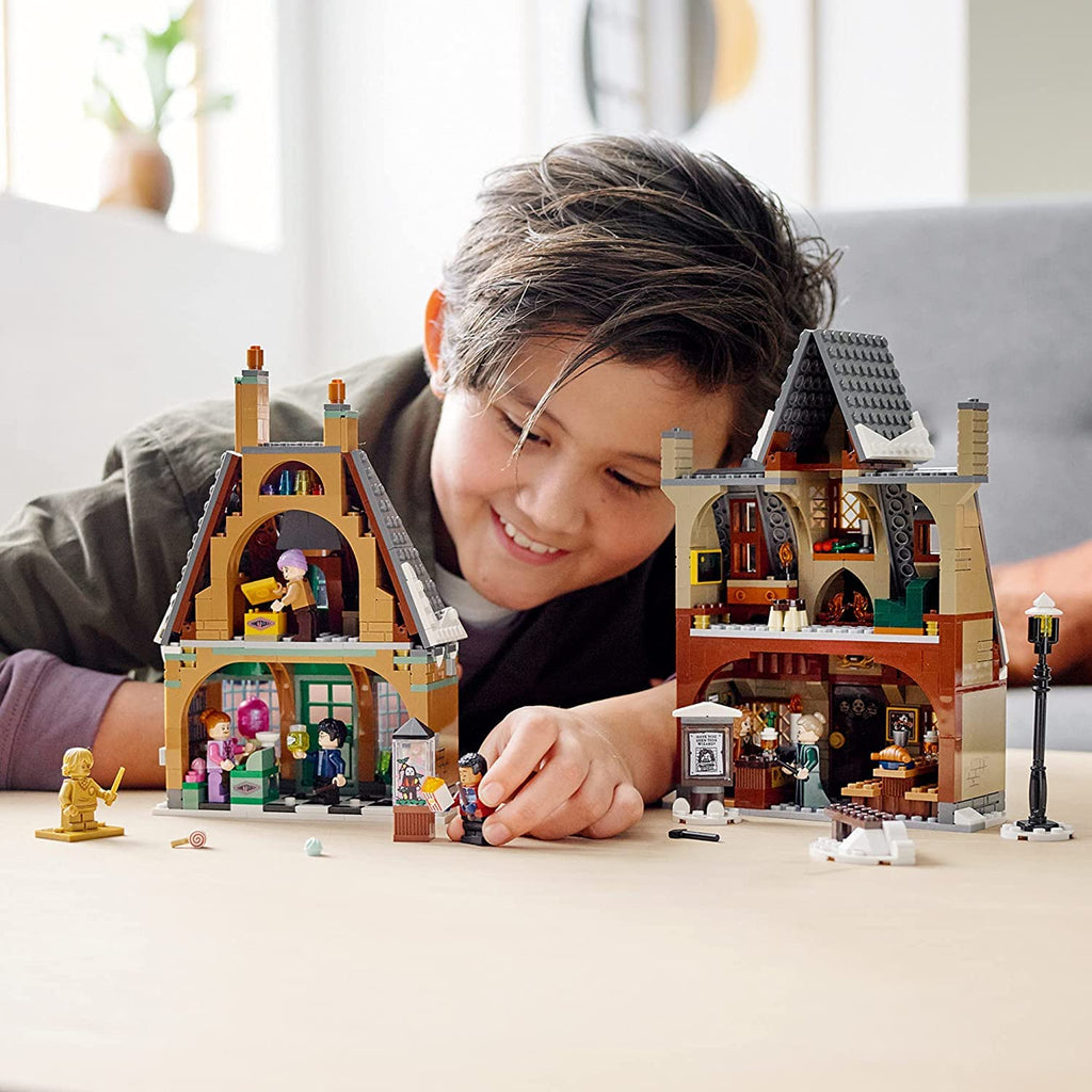 LEGO Harry Potter Building Toy Set with Minifigure R9337