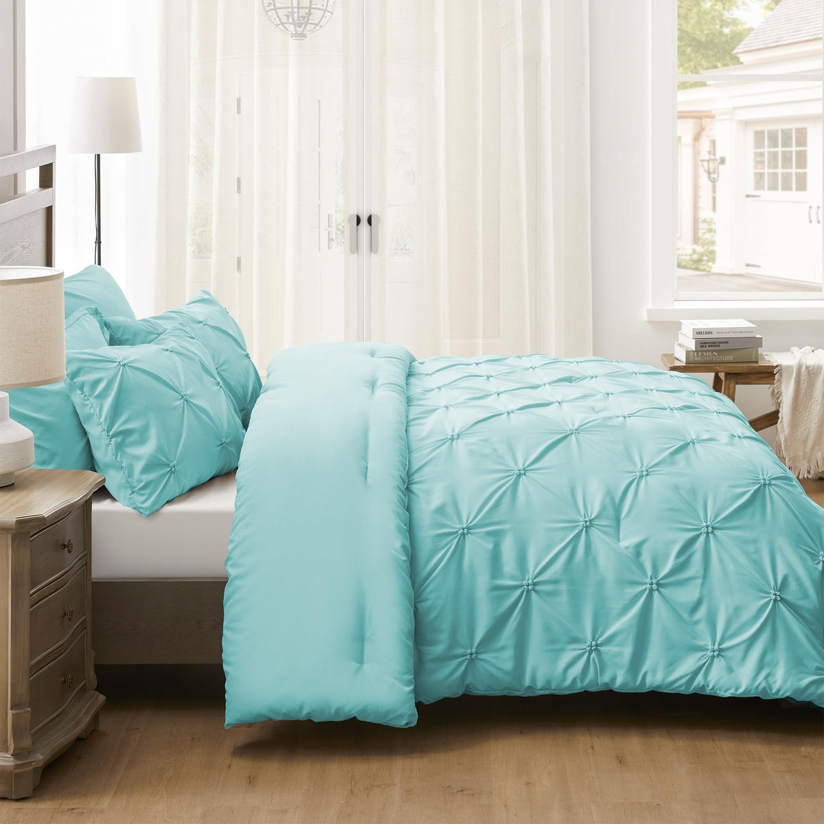 King Size Aqua Blue Pintuck Comforter Set N759