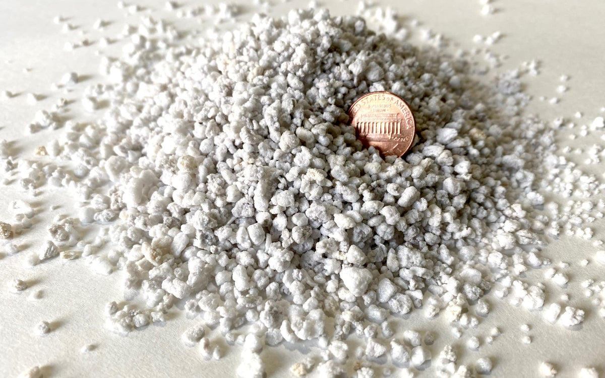 Horticultural Grade Expanded Perlite 4 Cubic Foot J7132